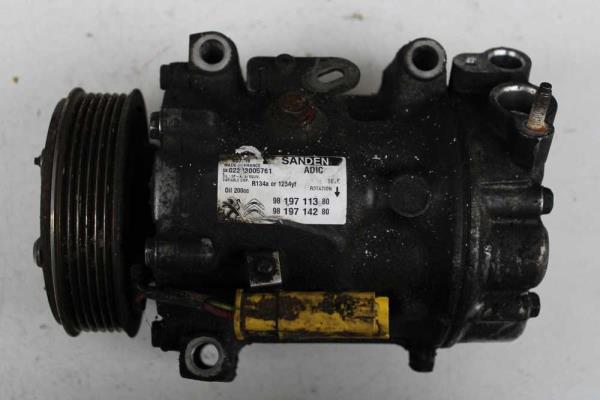 COMPRESSEUR DE CLIMATISATION CITROEN / PEUGEOT - Vue 1